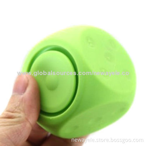 2014 Latest silicone Dice Speaker with TF and Time bluetooth speaker